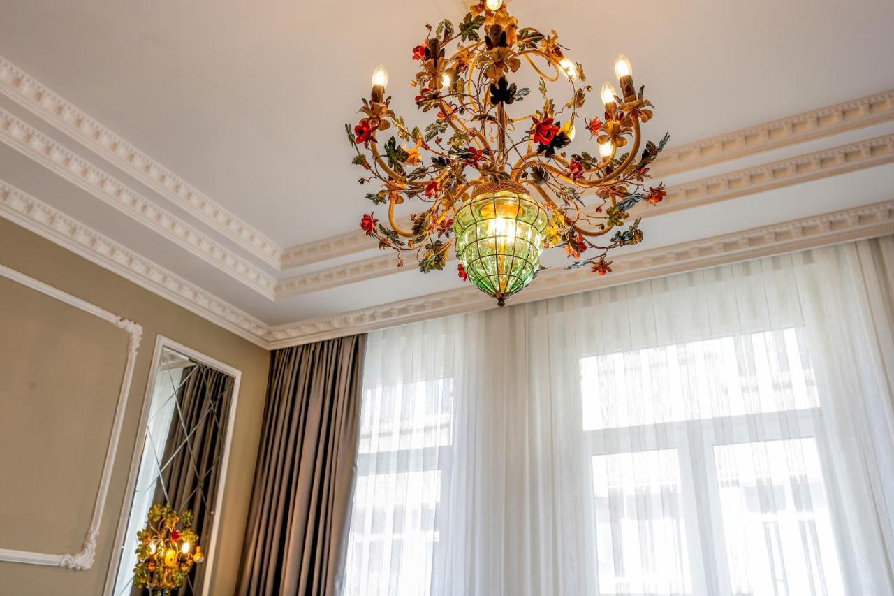 Arach Hotel Harbiye Istanbul Bagian luar foto