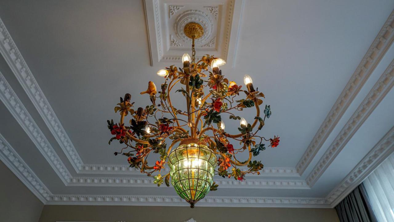 Arach Hotel Harbiye Istanbul Bagian luar foto