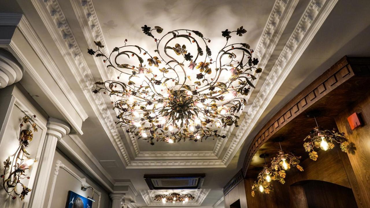 Arach Hotel Harbiye Istanbul Bagian luar foto